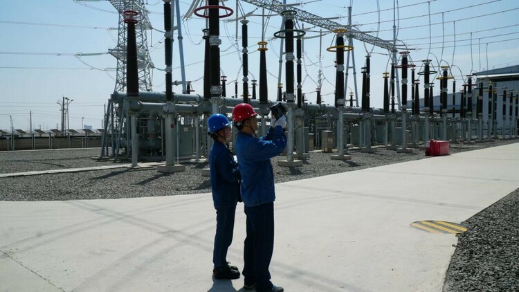 東金硅業(yè) 聚焦硅產(chǎn)業(yè)發(fā)展，助推甘肅向“新材料強(qiáng)省”加速邁進(jìn)